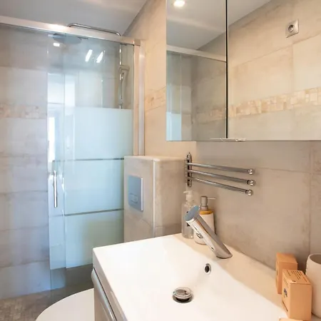 Daire #35 Promenade Vue Proche Aeroport Balcon &ac