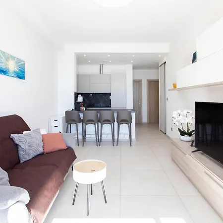 #35 Promenade Vue Proche Aeroport Balcon &ac Daire